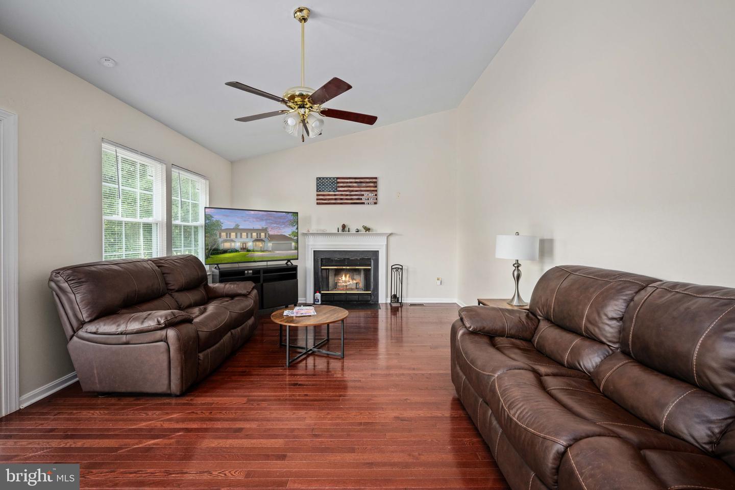 15720 BEAU RIDGE DR, WOODBRIDGE, Virginia 22193, 4 Bedrooms Bedrooms, ,2 BathroomsBathrooms,Residential,For sale,15720 BEAU RIDGE DR,VAPW2094734 MLS # VAPW2094734