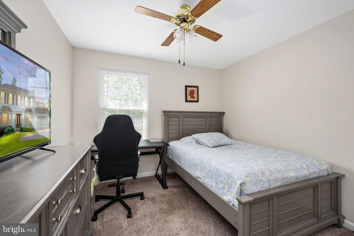 15720 BEAU RIDGE DR, WOODBRIDGE, Virginia 22193, 4 Bedrooms Bedrooms, ,2 BathroomsBathrooms,Residential,For sale,15720 BEAU RIDGE DR,VAPW2094734 MLS # VAPW2094734