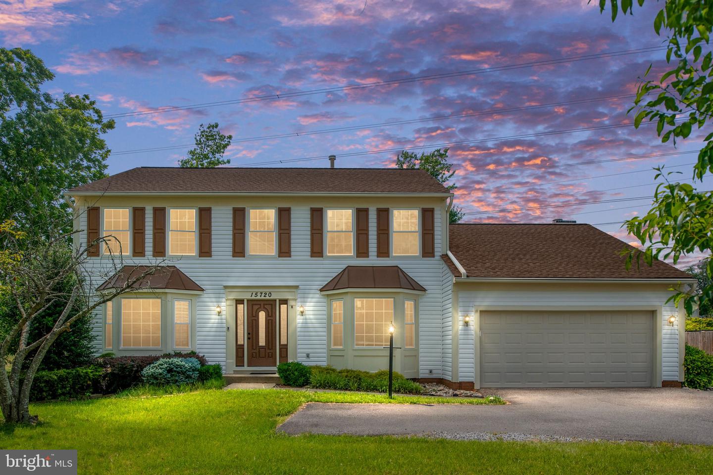 15720 BEAU RIDGE DR, WOODBRIDGE, Virginia 22193, 4 Bedrooms Bedrooms, ,2 BathroomsBathrooms,Residential,For sale,15720 BEAU RIDGE DR,VAPW2094734 MLS # VAPW2094734