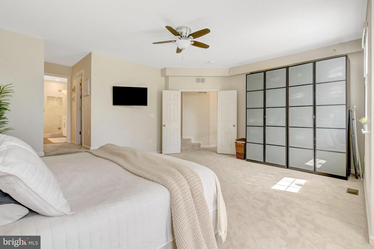 3429 EAGLE RIDGE DR, WOODBRIDGE, Virginia 22191, 4 Bedrooms Bedrooms, ,3 BathroomsBathrooms,Residential,For sale,3429 EAGLE RIDGE DR,VAPW2094770 MLS # VAPW2094770