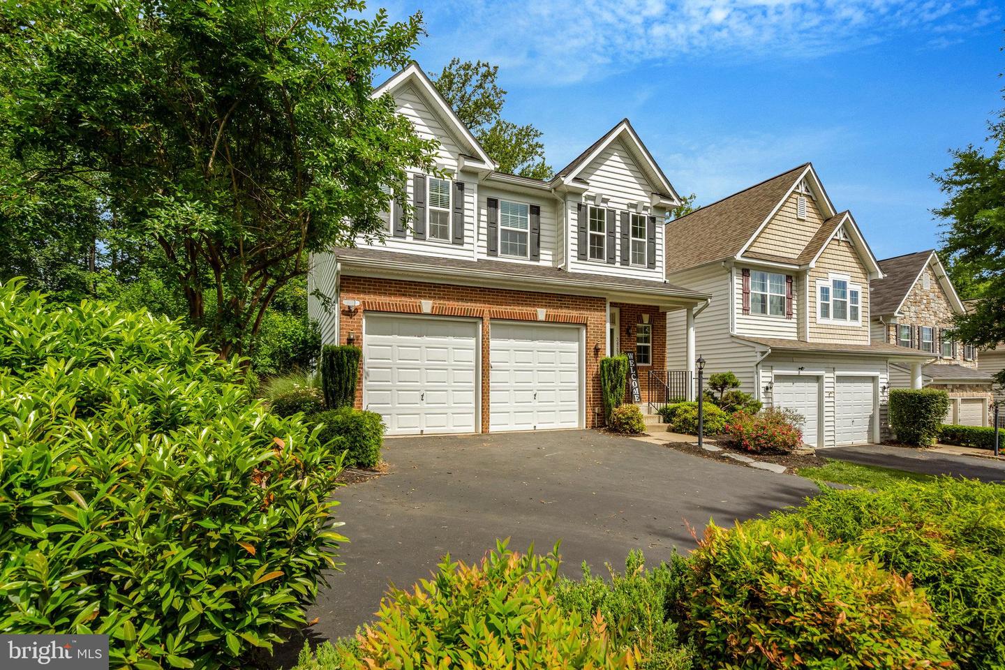 3429 EAGLE RIDGE DR, WOODBRIDGE, Virginia 22191, 4 Bedrooms Bedrooms, ,3 BathroomsBathrooms,Residential,For sale,3429 EAGLE RIDGE DR,VAPW2094770 MLS # VAPW2094770