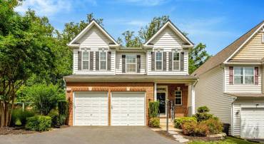 3429 EAGLE RIDGE DR, WOODBRIDGE, Virginia 22191, 4 Bedrooms Bedrooms, ,3 BathroomsBathrooms,Residential,For sale,3429 EAGLE RIDGE DR,VAPW2094770 MLS # VAPW2094770