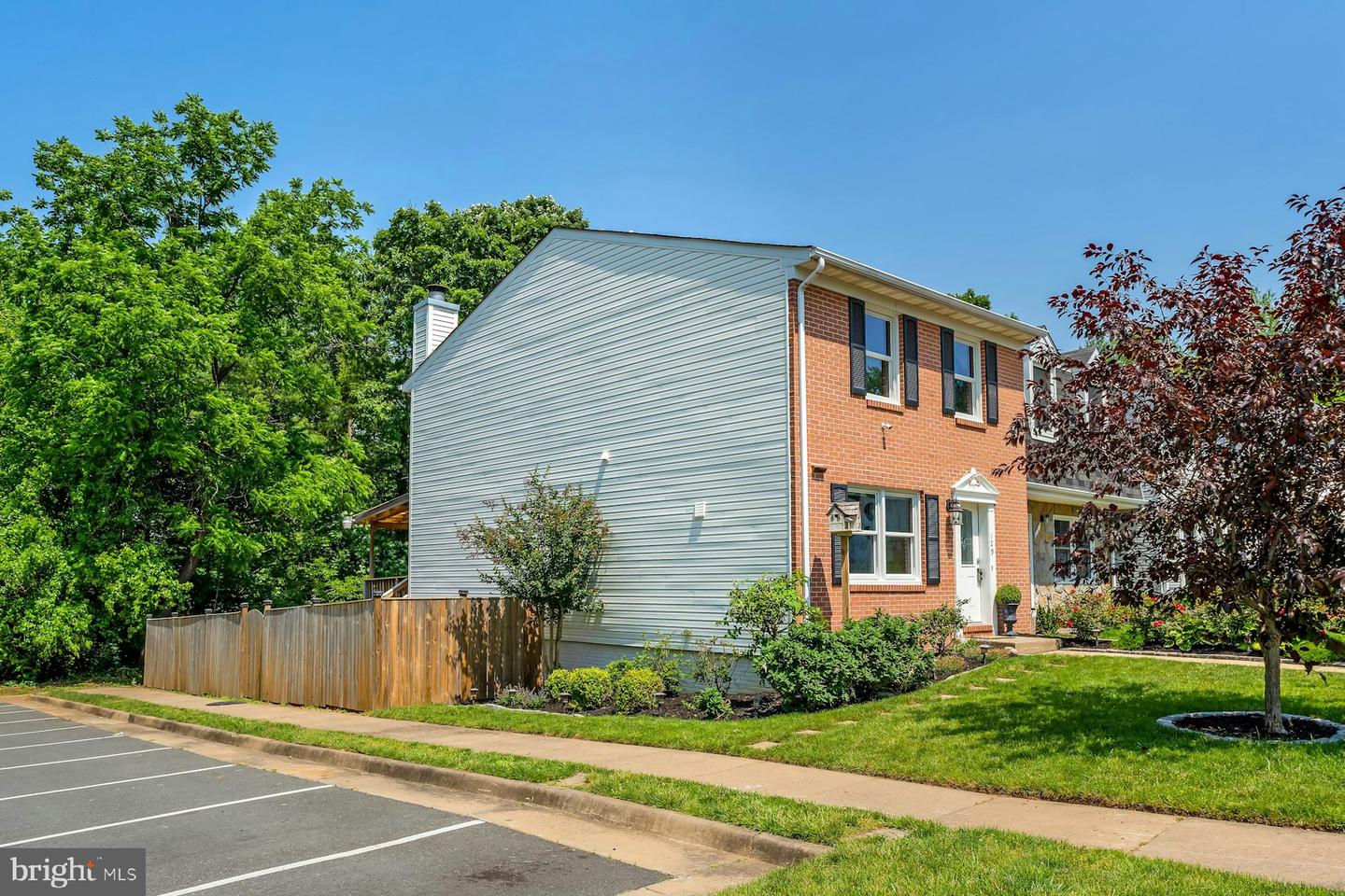 129 NOTTOWAY ST SE, LEESBURG, Virginia 20175, 3 Bedrooms Bedrooms, ,3 BathroomsBathrooms,Residential,For sale,129 NOTTOWAY ST SE,VALO2096624 MLS # VALO2096624