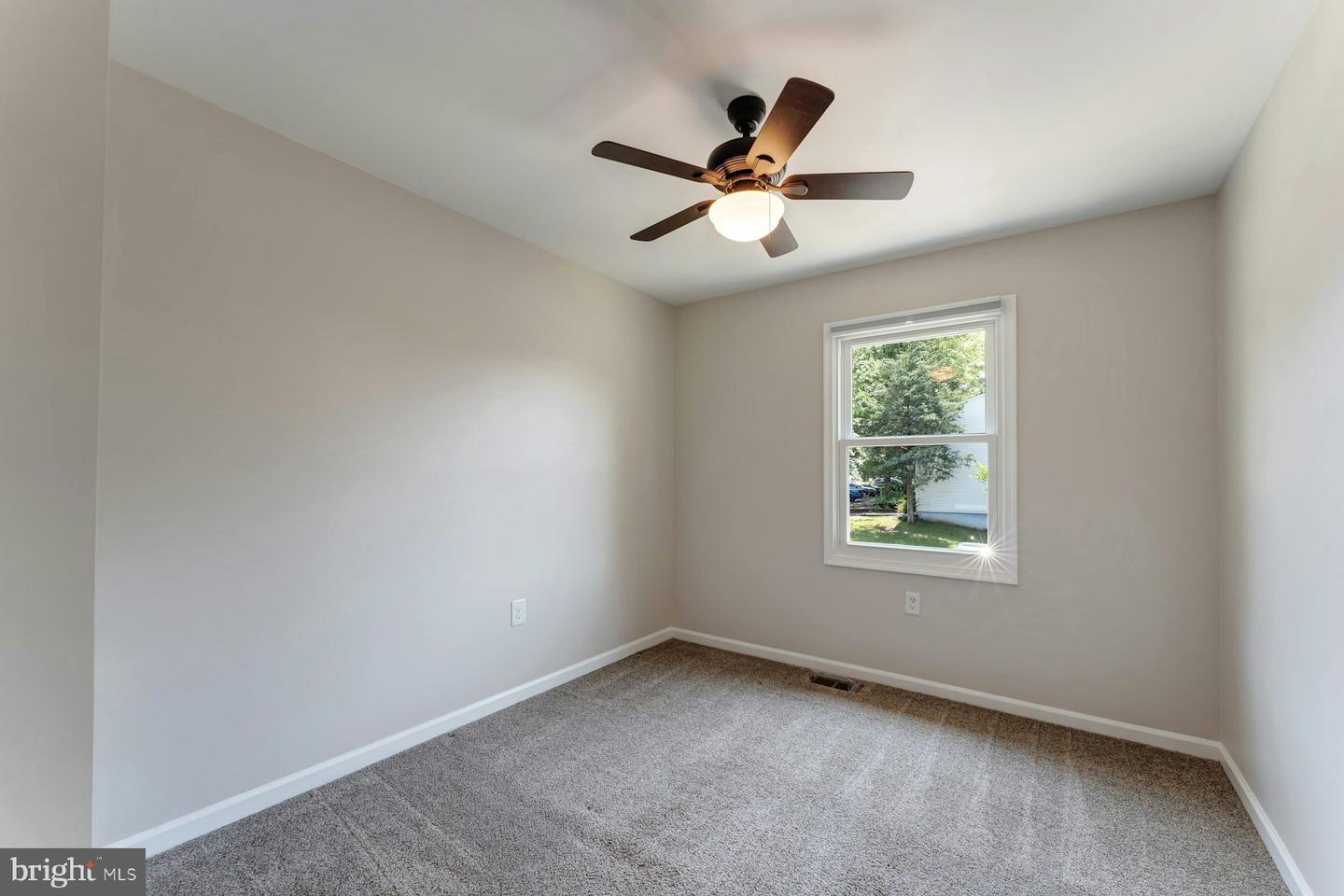 129 NOTTOWAY ST SE, LEESBURG, Virginia 20175, 3 Bedrooms Bedrooms, ,3 BathroomsBathrooms,Residential,For sale,129 NOTTOWAY ST SE,VALO2096624 MLS # VALO2096624