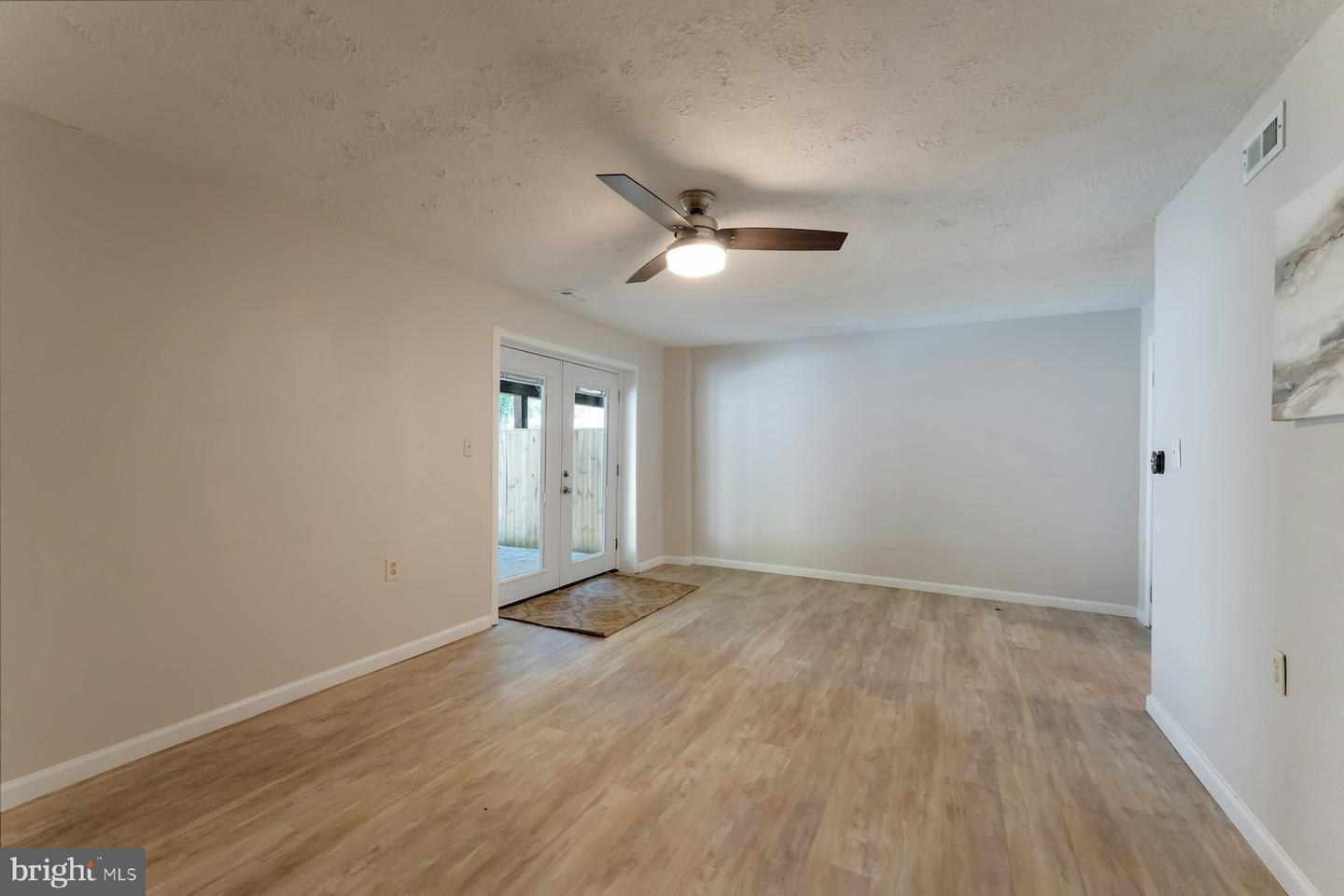 129 NOTTOWAY ST SE, LEESBURG, Virginia 20175, 3 Bedrooms Bedrooms, ,3 BathroomsBathrooms,Residential,For sale,129 NOTTOWAY ST SE,VALO2096624 MLS # VALO2096624