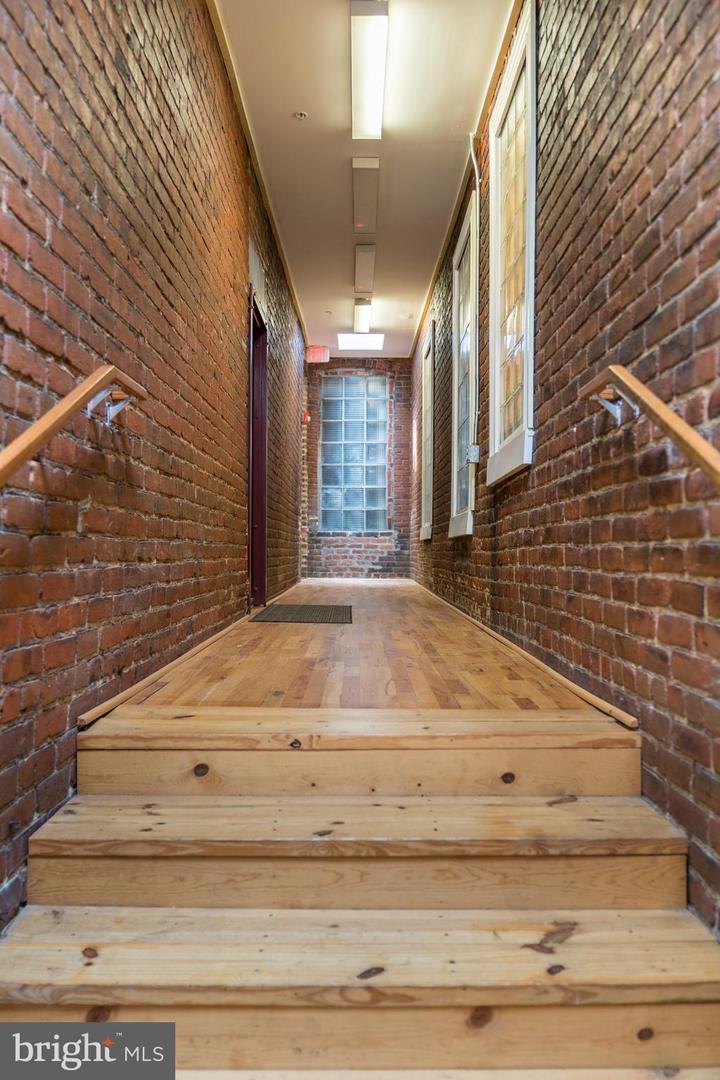 417 W GRACE ST, RICHMOND, Virginia 23220, ,Land,For sale,417 W GRACE ST,VARC2000690 MLS # VARC2000690