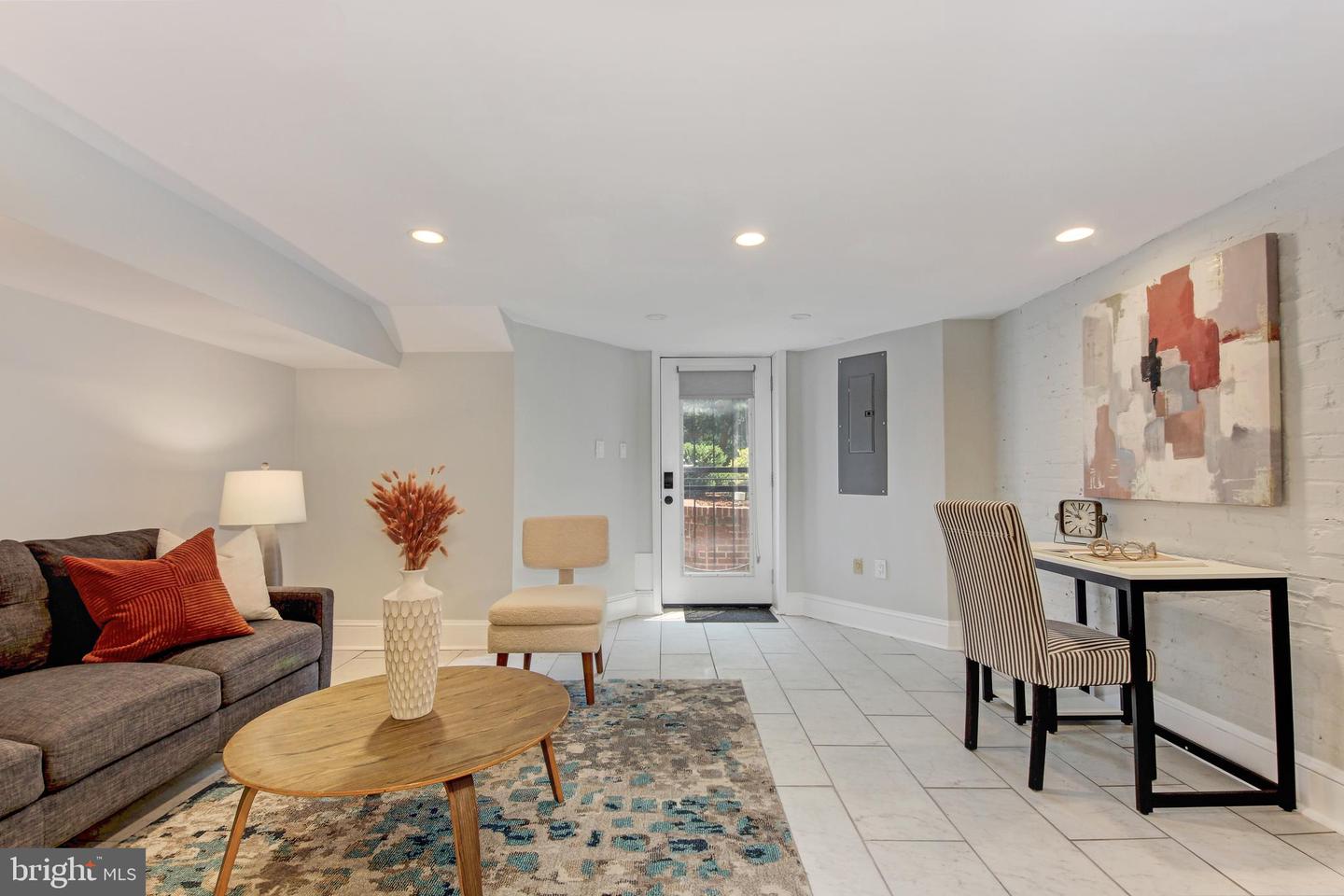 644 5TH ST NE, WASHINGTON, District Of Columbia 20002, 3 Bedrooms Bedrooms, ,2 BathroomsBathrooms,Residential,For sale,644 5TH ST NE,DCDC2201152 MLS # DCDC2201152