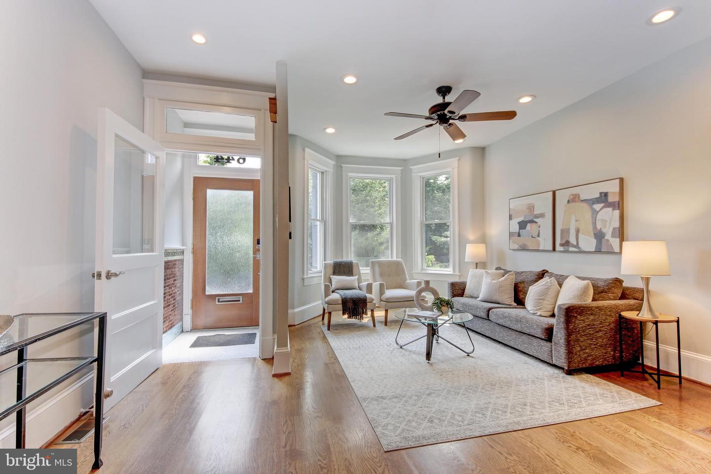 644 5TH ST NE, WASHINGTON, District Of Columbia 20002, 3 Bedrooms Bedrooms, ,2 BathroomsBathrooms,Residential,For sale,644 5TH ST NE,DCDC2201152 MLS # DCDC2201152