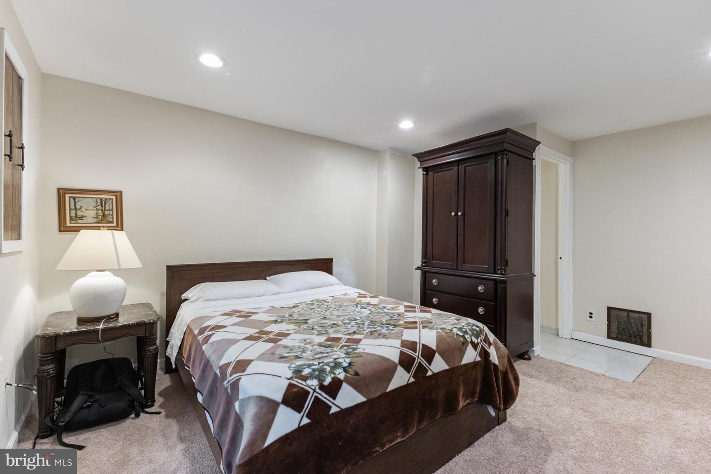 5410 RIVERBOAT WAY, FAIRFAX, Virginia 22032, 3 Bedrooms Bedrooms, ,3 BathroomsBathrooms,Residential,For sale,5410 RIVERBOAT WAY,VAFX2241900 MLS # VAFX2241900
