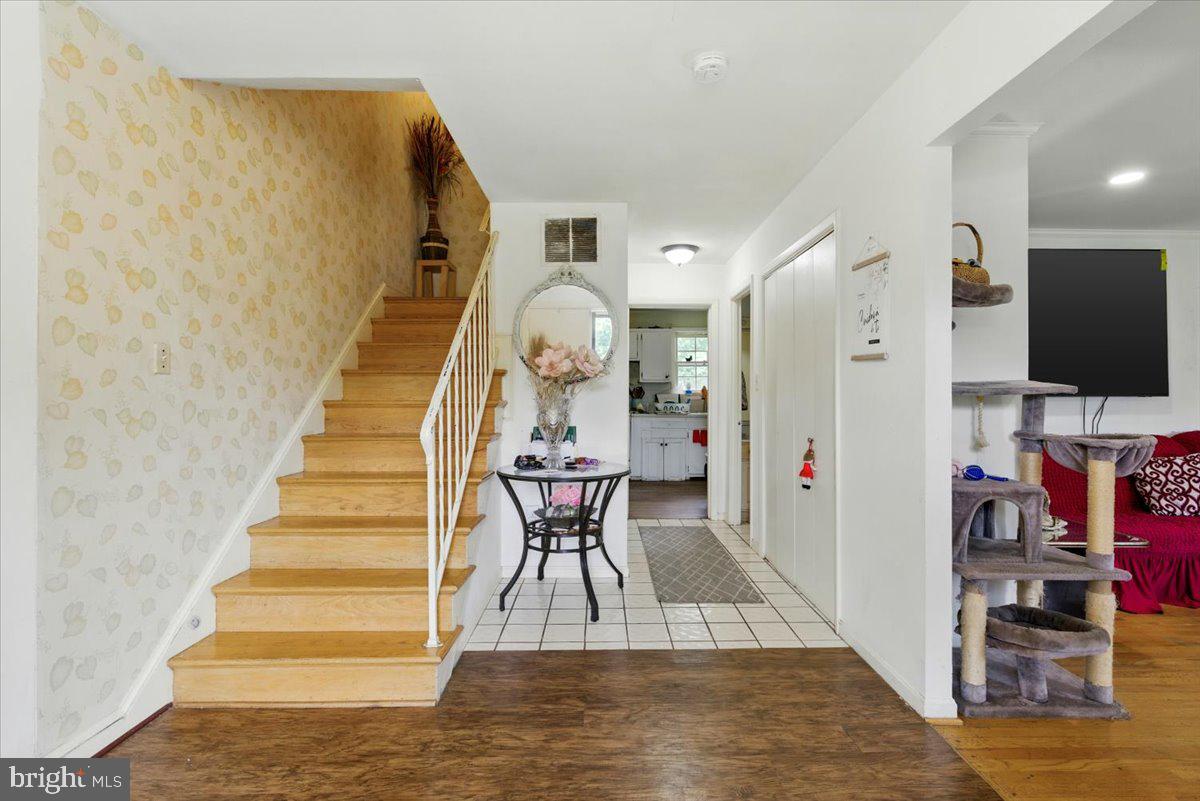 4108 WYNNWOOD DR, ANNANDALE, Virginia 22003, 6 Bedrooms Bedrooms, ,3 BathroomsBathrooms,Residential,For sale,4108 WYNNWOOD DR,VAFX2242068 MLS # VAFX2242068