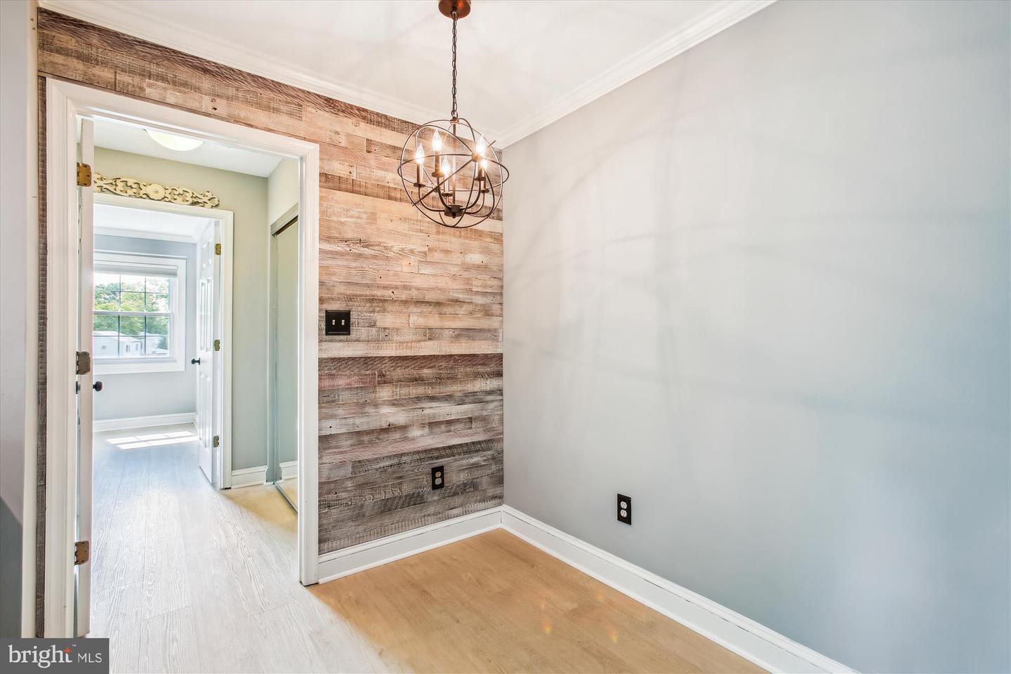 2237 FARRINGTON AVE #301, ALEXANDRIA, Virginia 22303, 1 Bedroom Bedrooms, ,1 BathroomBathrooms,Residential,For sale,2237 FARRINGTON AVE #301,VAFX2242302 MLS # VAFX2242302