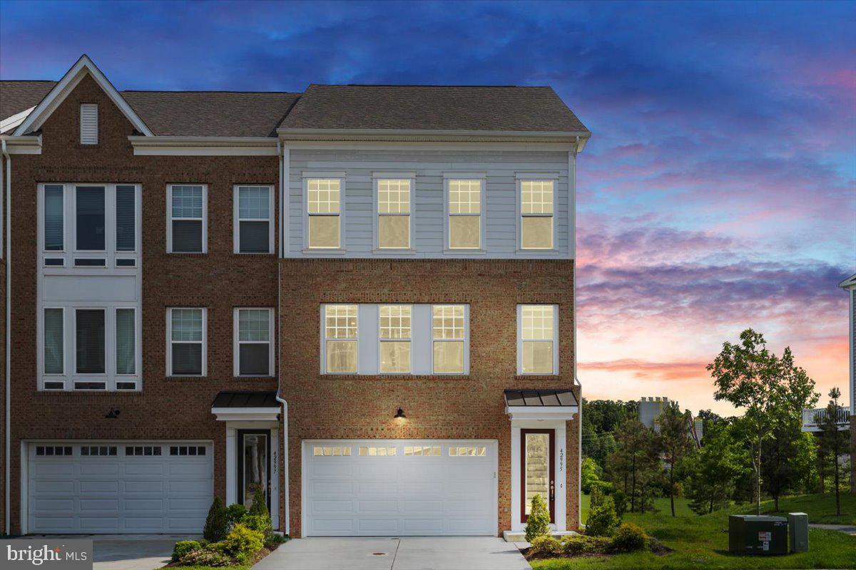 42995 LOST FARM TER, LEESBURG, Virginia 20175, 4 Bedrooms Bedrooms, ,4 BathroomsBathrooms,Residential,For sale,42995 LOST FARM TER,VALO2097406 MLS # VALO2097406