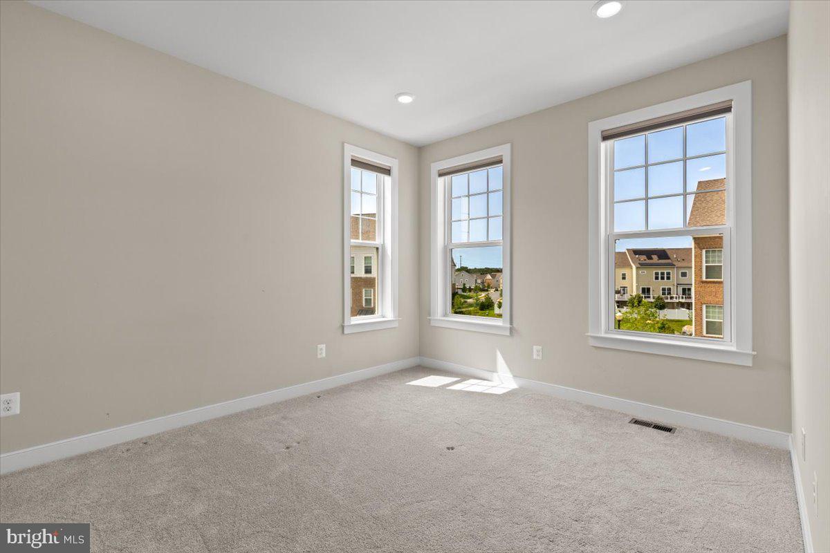 42995 LOST FARM TER, LEESBURG, Virginia 20175, 4 Bedrooms Bedrooms, ,4 BathroomsBathrooms,Residential,For sale,42995 LOST FARM TER,VALO2097406 MLS # VALO2097406