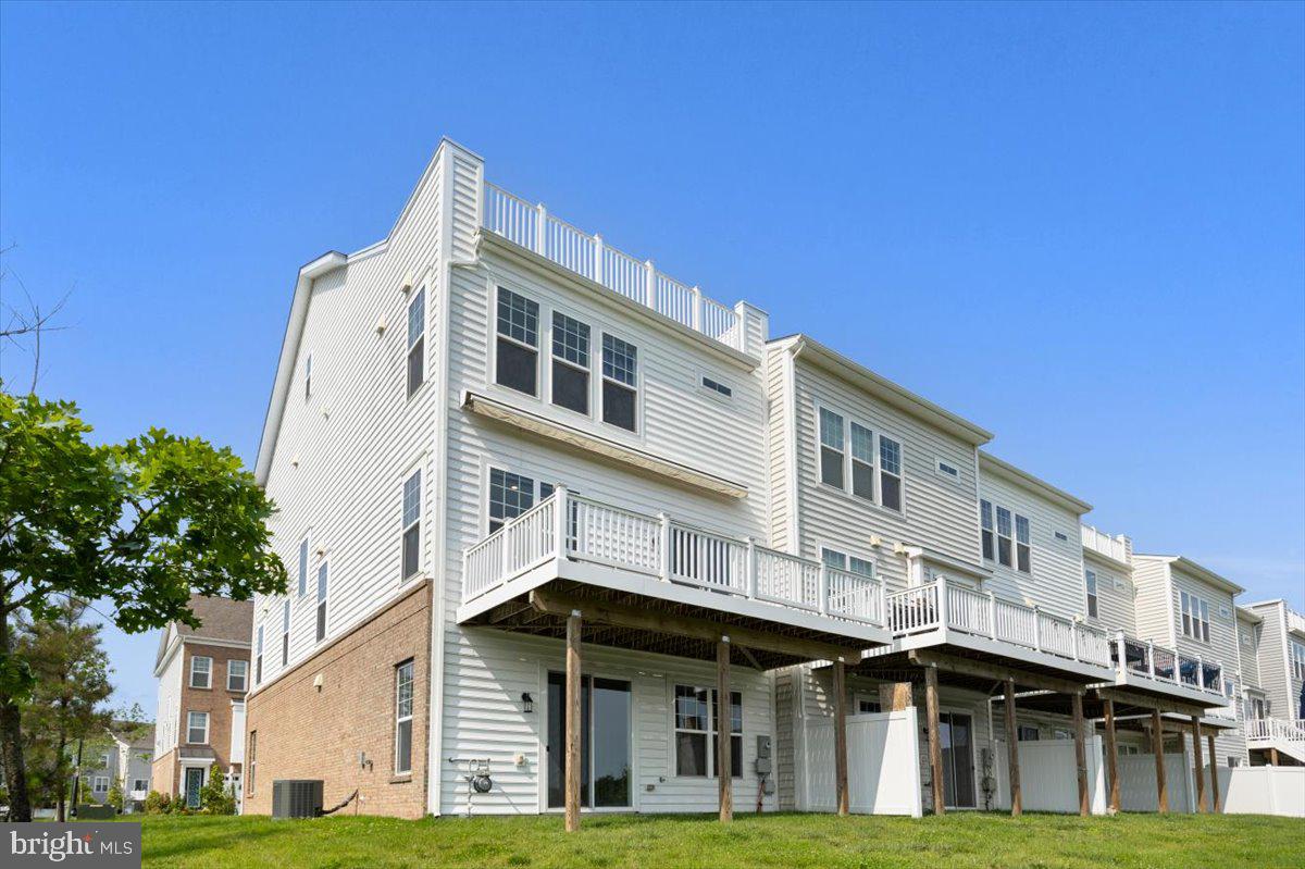 42995 LOST FARM TER, LEESBURG, Virginia 20175, 4 Bedrooms Bedrooms, ,4 BathroomsBathrooms,Residential,For sale,42995 LOST FARM TER,VALO2097406 MLS # VALO2097406