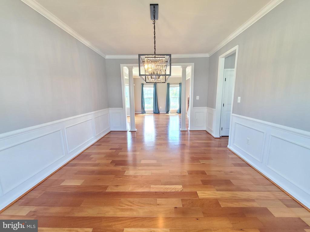9423 RESERVOIR RD, FREDERICKSBURG, Virginia 22407, 4 Bedrooms Bedrooms, ,3 BathroomsBathrooms,Residential,9423 RESERVOIR RD,VASP2033612 MLS # VASP2033612