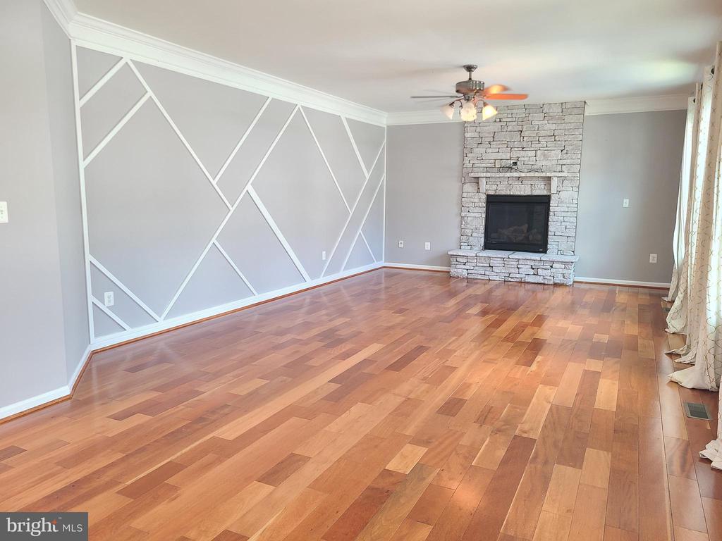 9423 RESERVOIR RD, FREDERICKSBURG, Virginia 22407, 4 Bedrooms Bedrooms, ,3 BathroomsBathrooms,Residential,9423 RESERVOIR RD,VASP2033612 MLS # VASP2033612