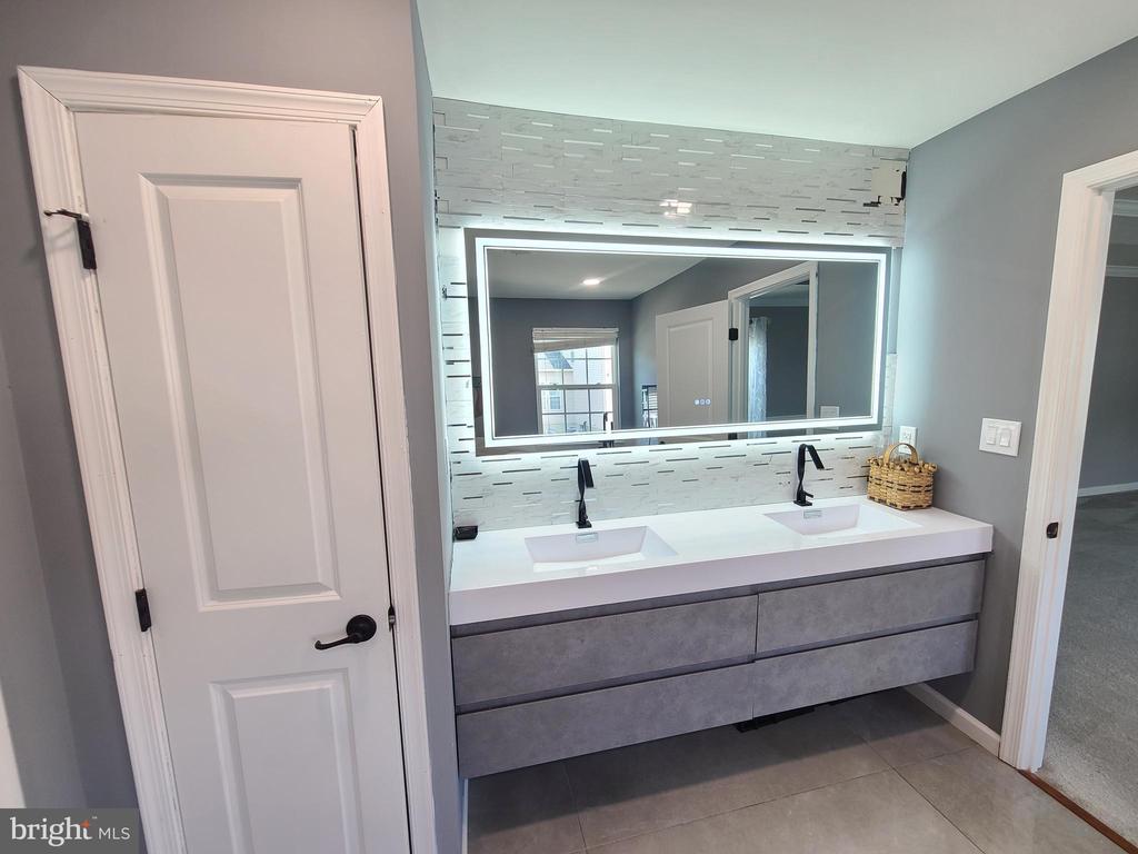 9423 RESERVOIR RD, FREDERICKSBURG, Virginia 22407, 4 Bedrooms Bedrooms, ,3 BathroomsBathrooms,Residential,9423 RESERVOIR RD,VASP2033612 MLS # VASP2033612