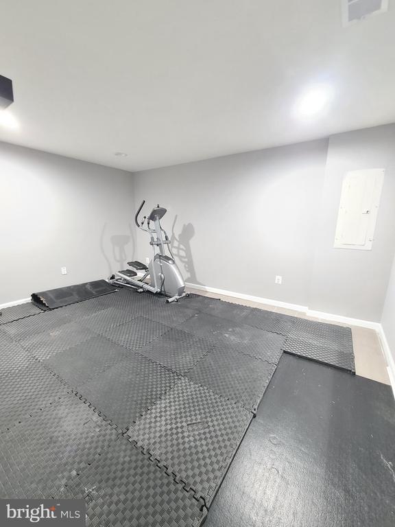 9423 RESERVOIR RD, FREDERICKSBURG, Virginia 22407, 4 Bedrooms Bedrooms, ,3 BathroomsBathrooms,Residential,9423 RESERVOIR RD,VASP2033612 MLS # VASP2033612