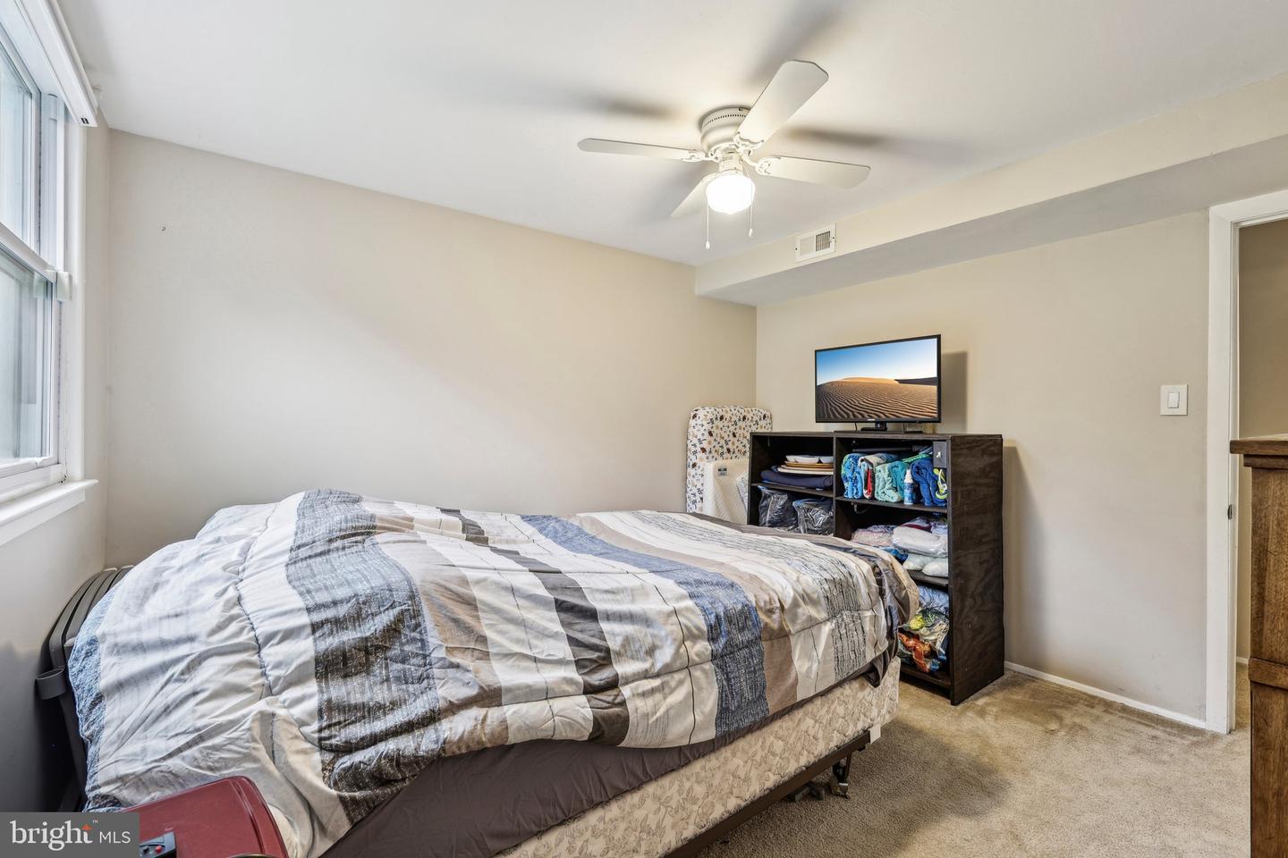 13616 KERRYDALE RD, WOODBRIDGE, Virginia 22193, 5 Bedrooms Bedrooms, ,2 BathroomsBathrooms,Residential,For sale,13616 KERRYDALE RD,VAPW2095452 MLS # VAPW2095452