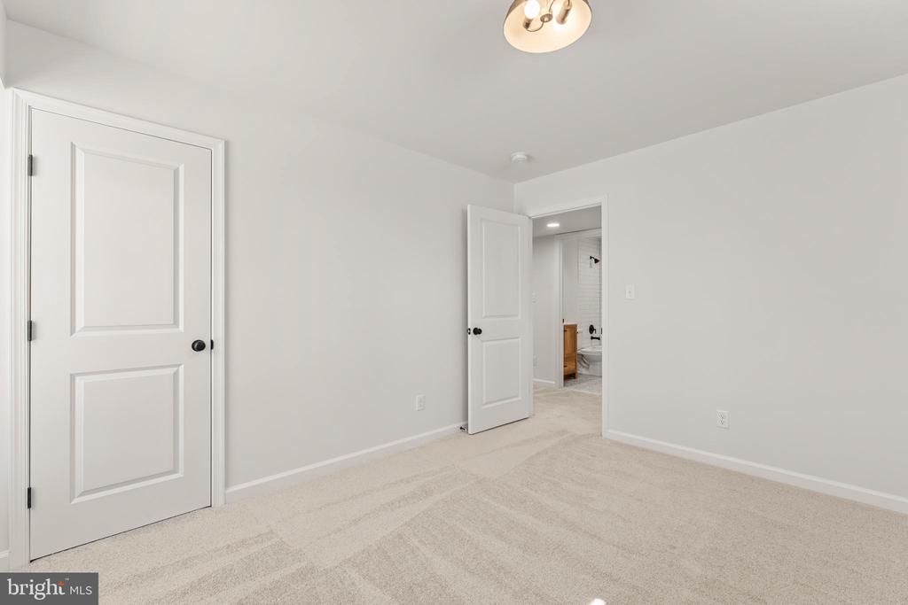 529 ST MARYS AVE, MINERAL, Virginia 23117, 5 Bedrooms Bedrooms, ,3 BathroomsBathrooms,Residential,529 ST MARYS AVE,VALA2007996 MLS # VALA2007996