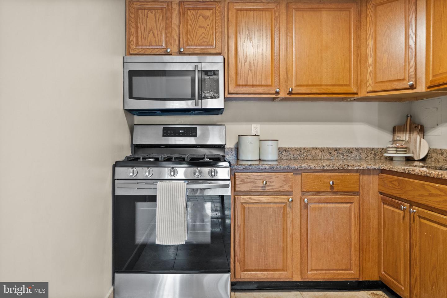 5250 VALLEY FORGE DR #108, ALEXANDRIA, Virginia 22304, 2 Bedrooms Bedrooms, ,2 BathroomsBathrooms,Residential,For sale,5250 VALLEY FORGE DR #108,VAAX2045672 MLS # VAAX2045672