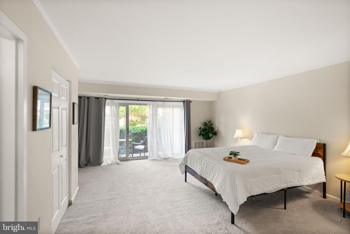5250 VALLEY FORGE DR #108, ALEXANDRIA, Virginia 22304, 2 Bedrooms Bedrooms, ,2 BathroomsBathrooms,Residential,For sale,5250 VALLEY FORGE DR #108,VAAX2045672 MLS # VAAX2045672