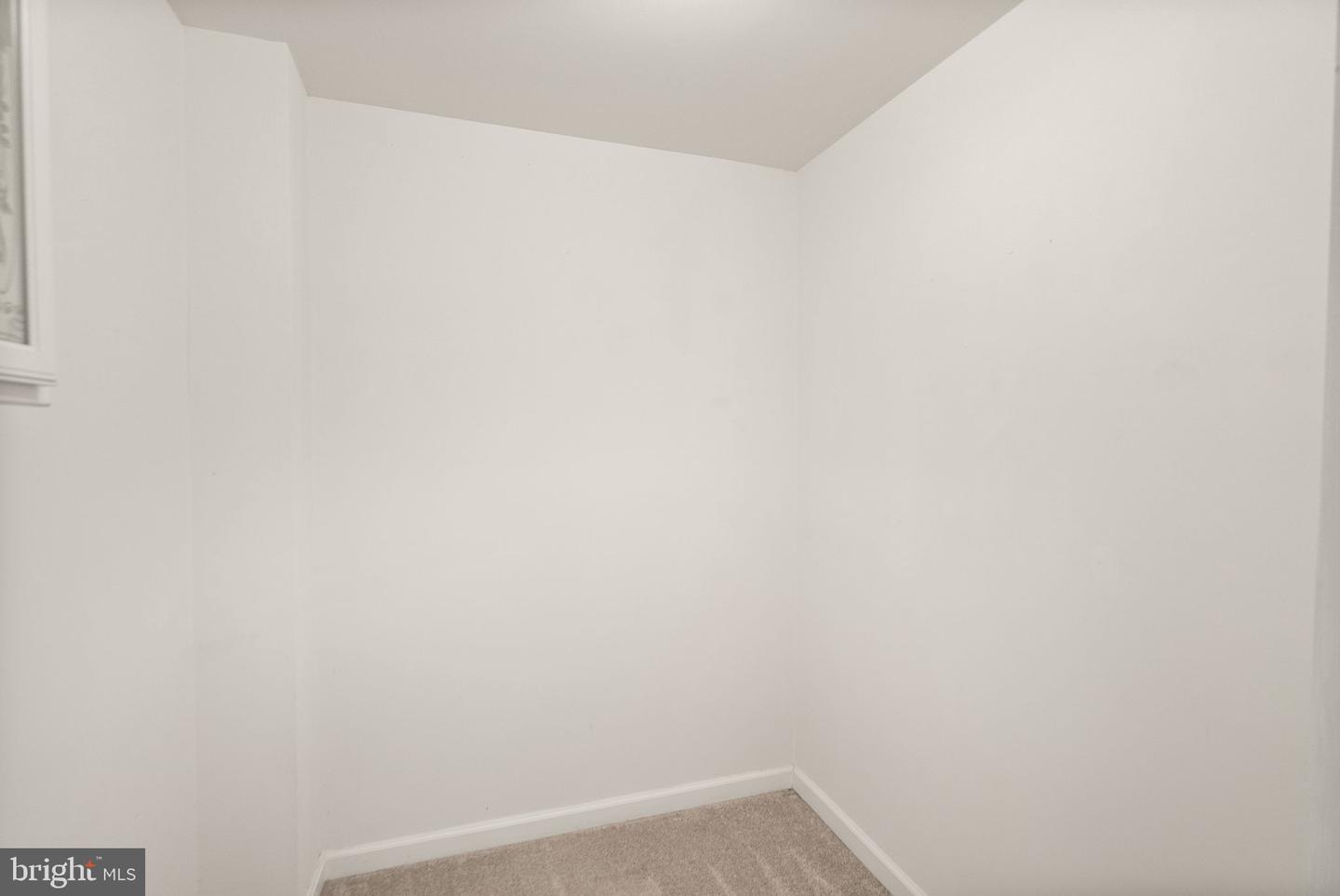 5250 VALLEY FORGE DR #108, ALEXANDRIA, Virginia 22304, 2 Bedrooms Bedrooms, ,2 BathroomsBathrooms,Residential,For sale,5250 VALLEY FORGE DR #108,VAAX2045672 MLS # VAAX2045672
