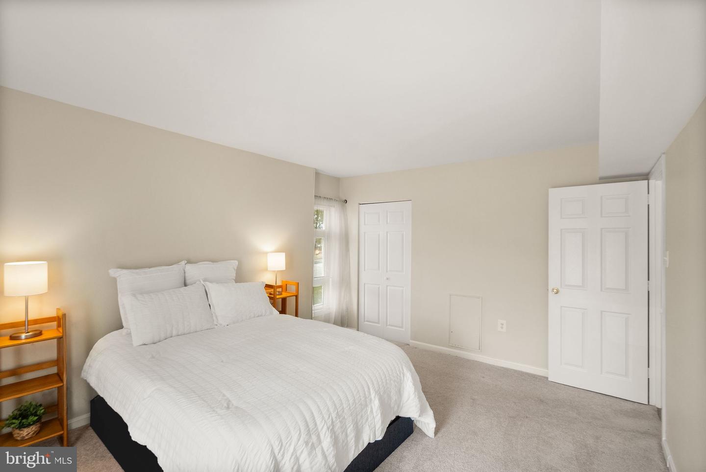 5250 VALLEY FORGE DR #108, ALEXANDRIA, Virginia 22304, 2 Bedrooms Bedrooms, ,2 BathroomsBathrooms,Residential,For sale,5250 VALLEY FORGE DR #108,VAAX2045672 MLS # VAAX2045672