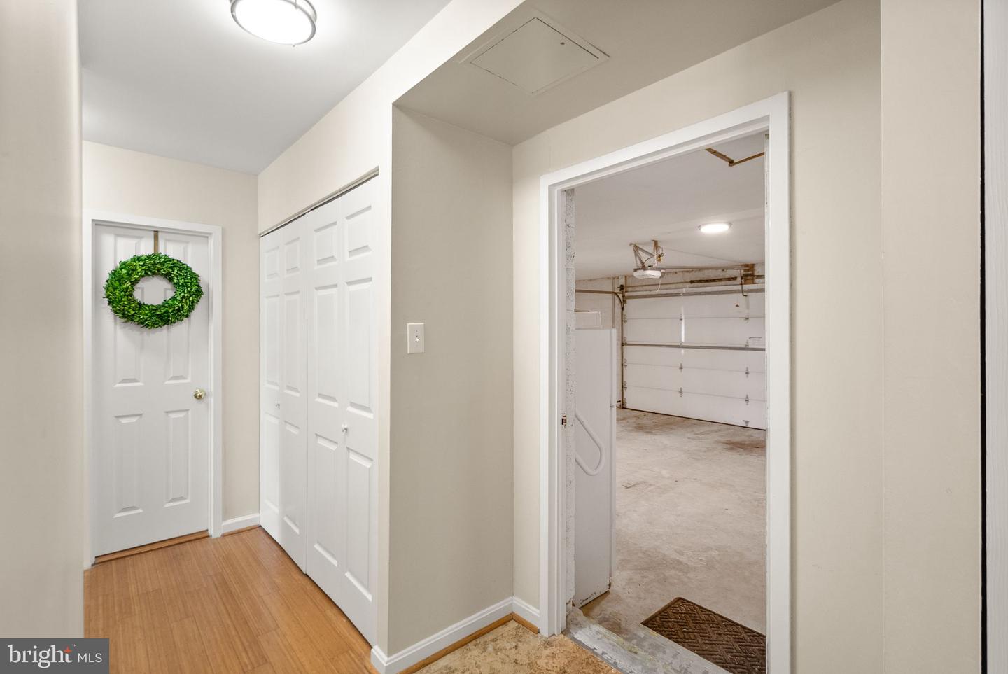5250 VALLEY FORGE DR #108, ALEXANDRIA, Virginia 22304, 2 Bedrooms Bedrooms, ,2 BathroomsBathrooms,Residential,For sale,5250 VALLEY FORGE DR #108,VAAX2045672 MLS # VAAX2045672