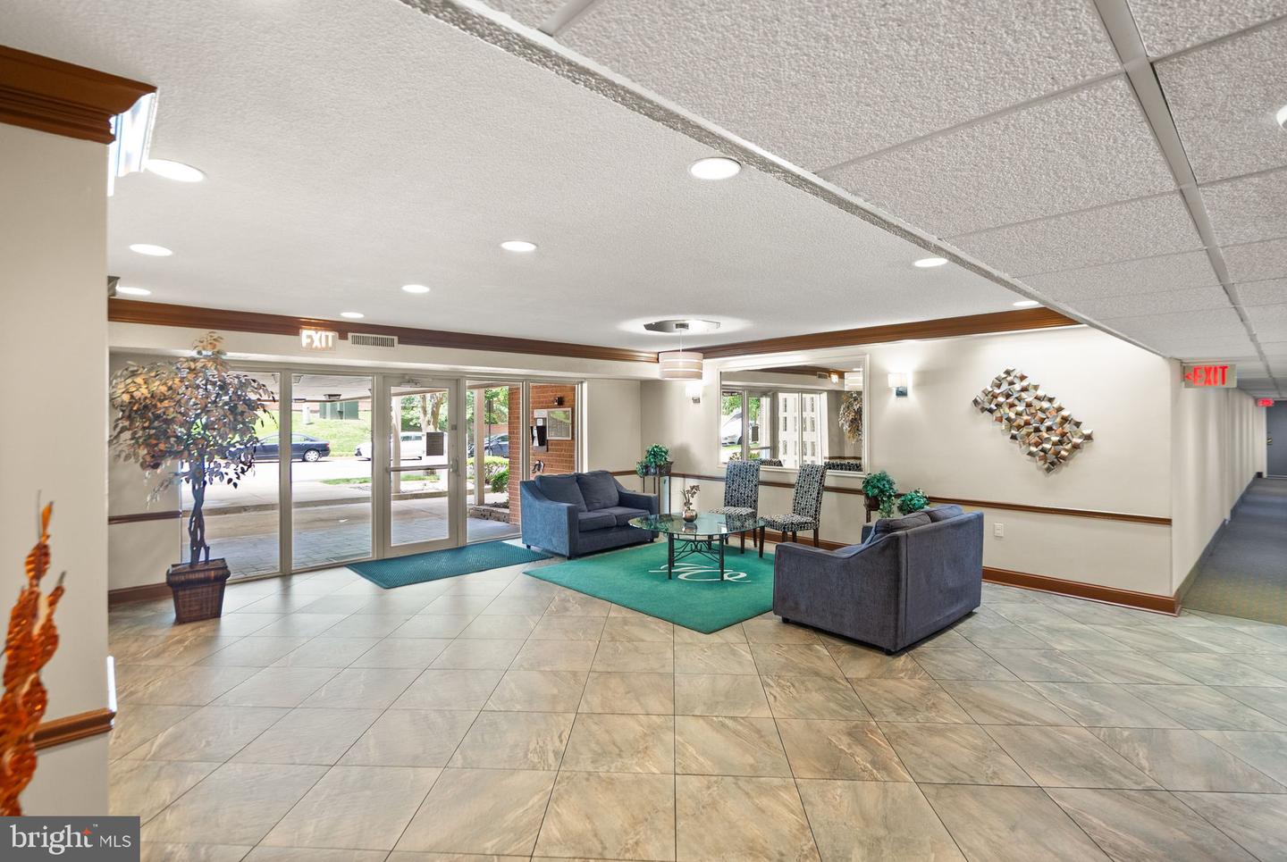 5250 VALLEY FORGE DR #108, ALEXANDRIA, Virginia 22304, 2 Bedrooms Bedrooms, ,2 BathroomsBathrooms,Residential,For sale,5250 VALLEY FORGE DR #108,VAAX2045672 MLS # VAAX2045672