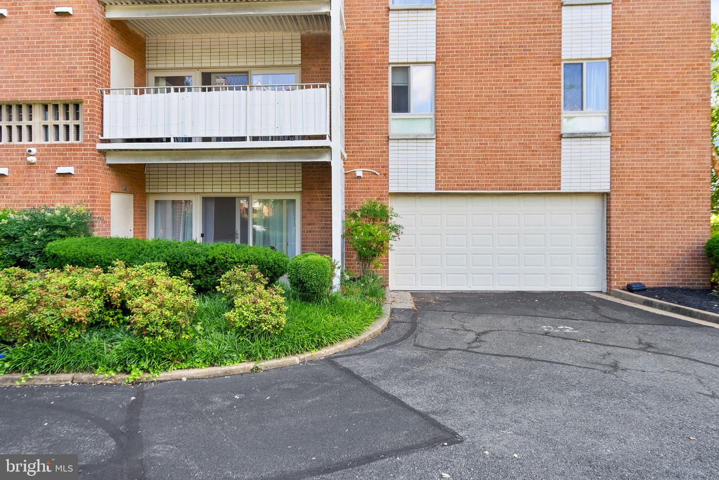5250 VALLEY FORGE DR #108, ALEXANDRIA, Virginia 22304, 2 Bedrooms Bedrooms, ,2 BathroomsBathrooms,Residential,For sale,5250 VALLEY FORGE DR #108,VAAX2045672 MLS # VAAX2045672