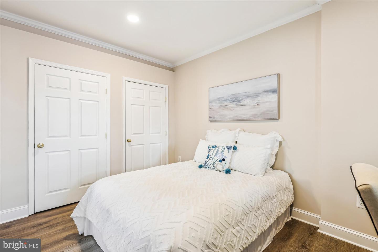 2227 N ALBEMARLE ST, ARLINGTON, Virginia 22207, 4 Bedrooms Bedrooms, ,3 BathroomsBathrooms,Residential,For sale,2227 N ALBEMARLE ST,VAAR2058136 MLS # VAAR2058136