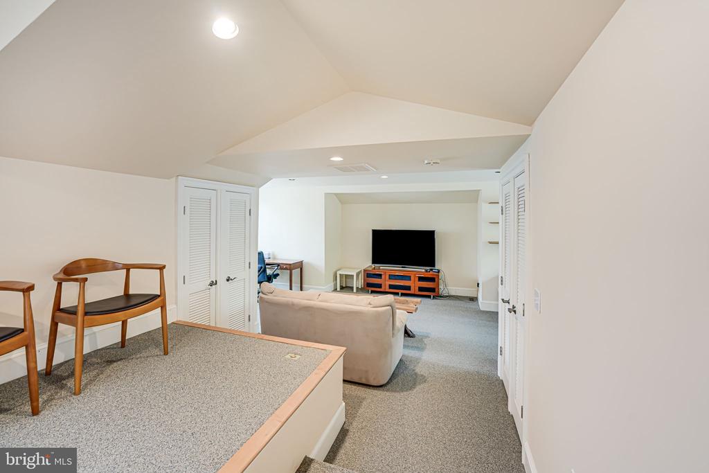 87 E RIVER BEND RD, FREDERICKSBURG, Virginia 22407, 4 Bedrooms Bedrooms, ,3 BathroomsBathrooms,Residential,87 E RIVER BEND RD,VASP2033798 MLS # VASP2033798