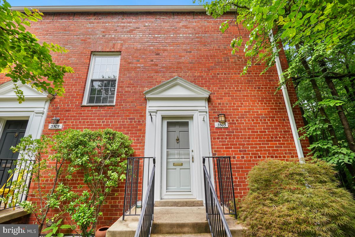 3503 MARTHA CUSTIS DR, ALEXANDRIA, Virginia 22302, 1 Bedroom Bedrooms, ,1 BathroomBathrooms,Residential,For sale,3503 MARTHA CUSTIS DR,VAAX2045698 MLS # VAAX2045698