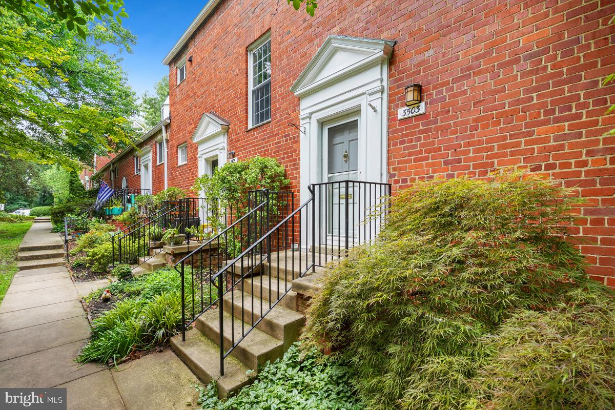 3503 MARTHA CUSTIS DR, ALEXANDRIA, Virginia 22302, 1 Bedroom Bedrooms, ,1 BathroomBathrooms,Residential,For sale,3503 MARTHA CUSTIS DR,VAAX2045698 MLS # VAAX2045698