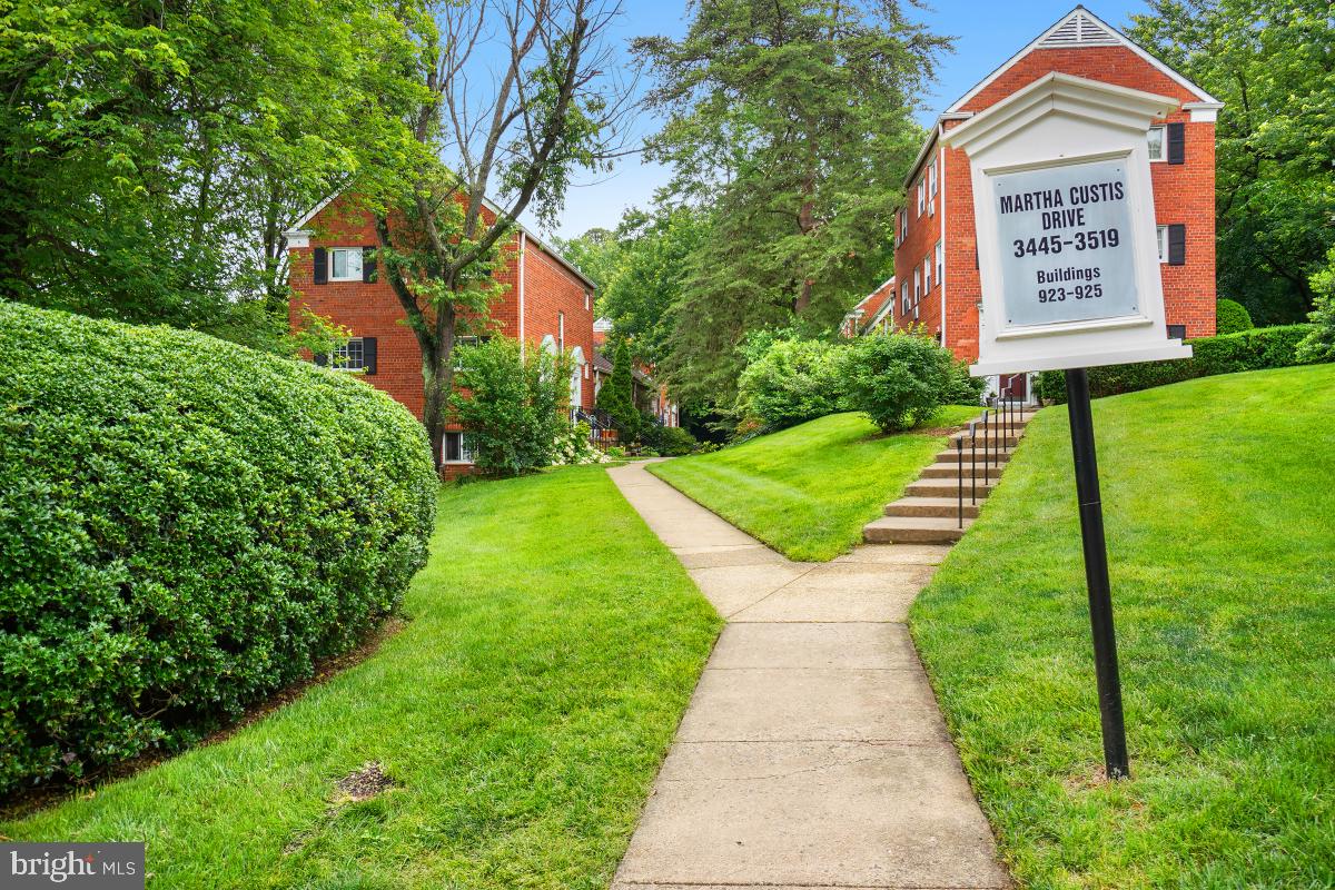 3503 MARTHA CUSTIS DR, ALEXANDRIA, Virginia 22302, 1 Bedroom Bedrooms, ,1 BathroomBathrooms,Residential,For sale,3503 MARTHA CUSTIS DR,VAAX2045698 MLS # VAAX2045698