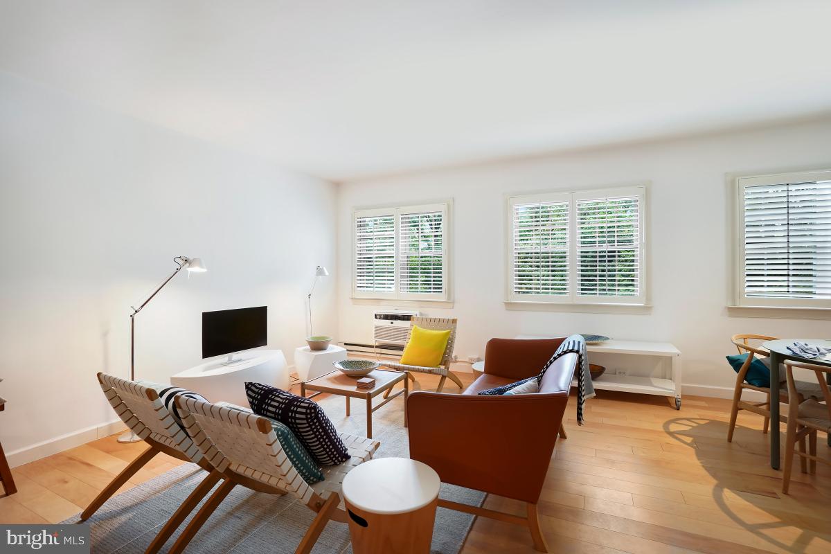 3503 MARTHA CUSTIS DR, ALEXANDRIA, Virginia 22302, 1 Bedroom Bedrooms, ,1 BathroomBathrooms,Residential,For sale,3503 MARTHA CUSTIS DR,VAAX2045698 MLS # VAAX2045698