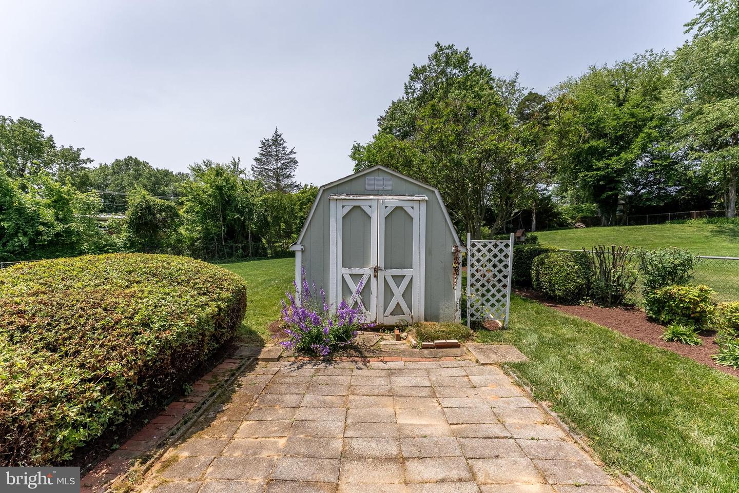 10240 DALE DR, FAIRFAX, Virginia 22030, 3 Bedrooms Bedrooms, ,2 BathroomsBathrooms,Residential,For sale,10240 DALE DR,VAFC2006382 MLS # VAFC2006382