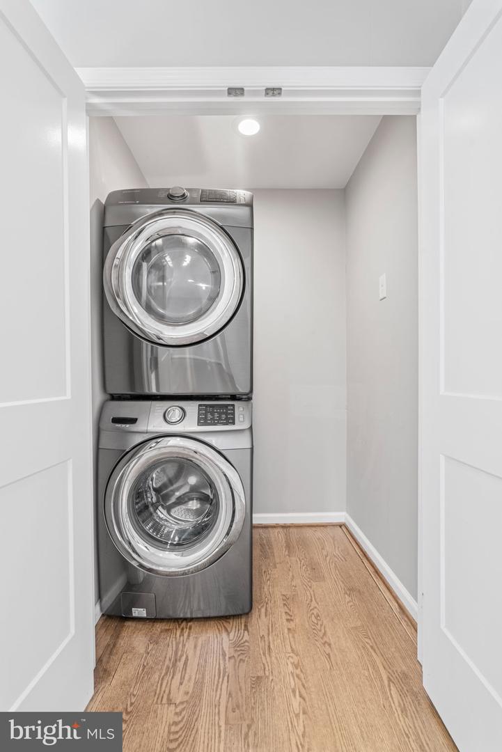 1804 S NELSON ST, ARLINGTON, Virginia 22204, 2 Bedrooms Bedrooms, ,2 BathroomsBathrooms,Residential,For sale,1804 S NELSON ST,VAAR2058228 MLS # VAAR2058228