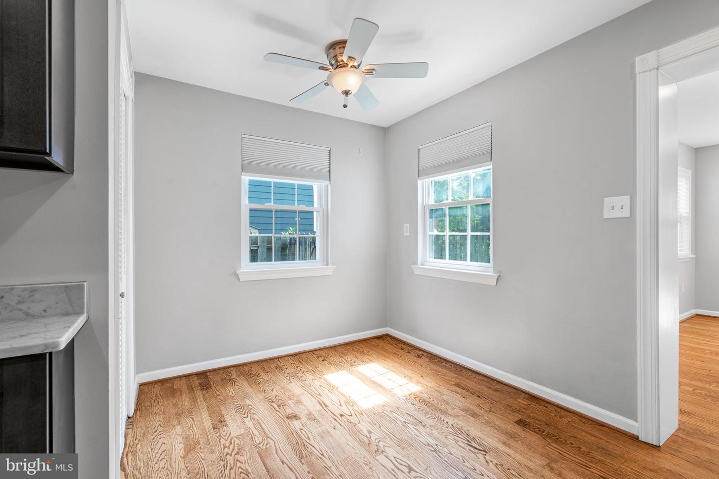 1804 S NELSON ST, ARLINGTON, Virginia 22204, 2 Bedrooms Bedrooms, ,2 BathroomsBathrooms,Residential,For sale,1804 S NELSON ST,VAAR2058228 MLS # VAAR2058228