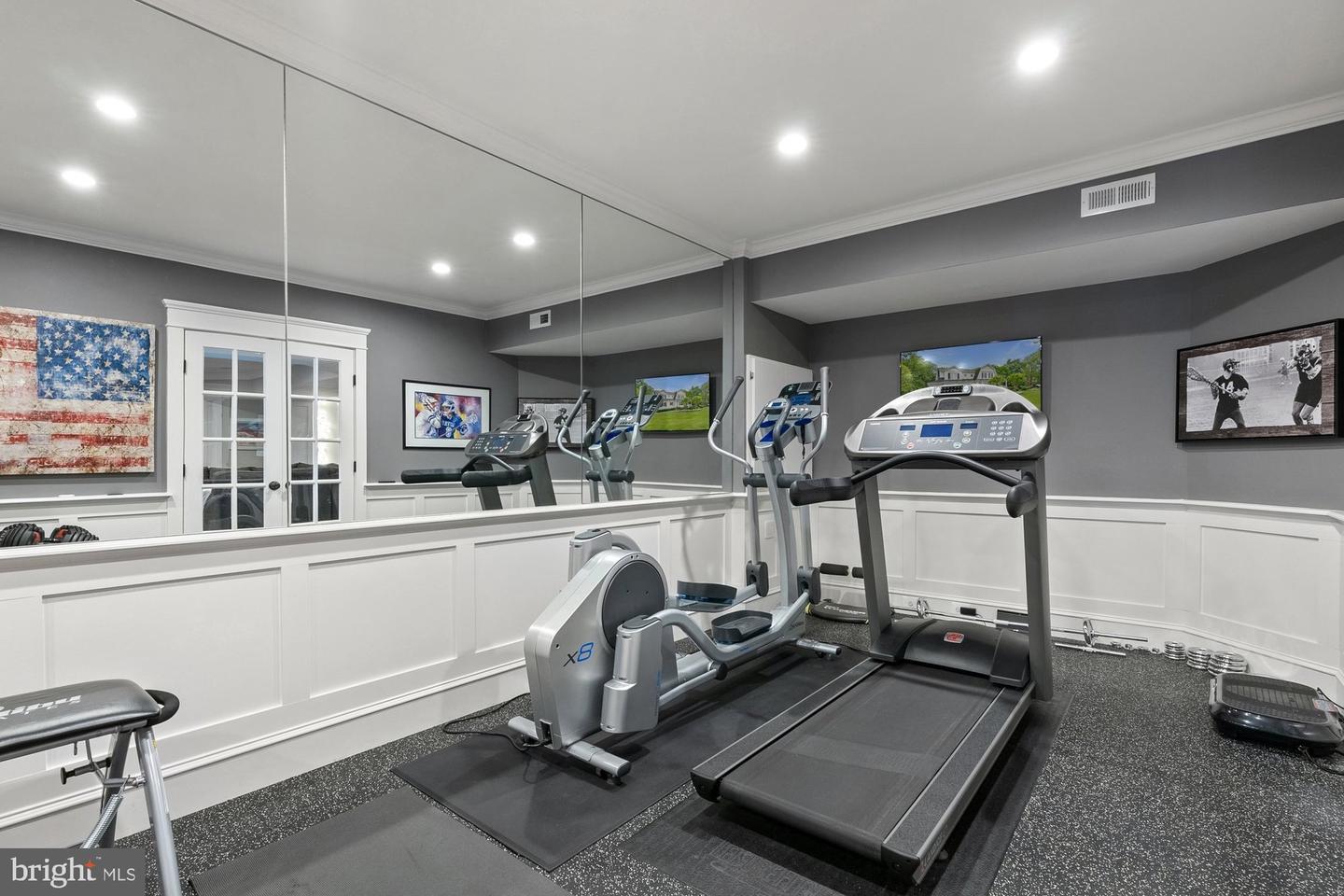 900 PARK ST SE, VIENNA, Virginia 22180, 5 Bedrooms Bedrooms, ,5 BathroomsBathrooms,Residential,For sale,900 PARK ST SE,VAFX2243076 MLS # VAFX2243076