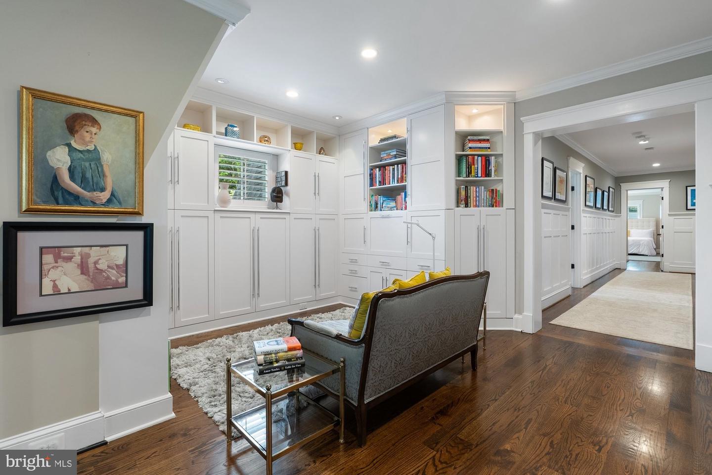900 PARK ST SE, VIENNA, Virginia 22180, 5 Bedrooms Bedrooms, ,5 BathroomsBathrooms,Residential,For sale,900 PARK ST SE,VAFX2243076 MLS # VAFX2243076