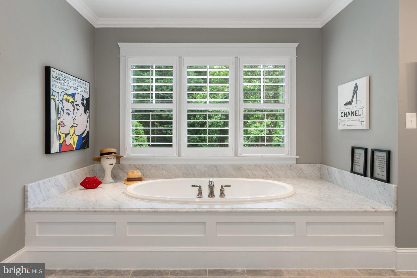 900 PARK ST SE, VIENNA, Virginia 22180, 5 Bedrooms Bedrooms, ,5 BathroomsBathrooms,Residential,For sale,900 PARK ST SE,VAFX2243076 MLS # VAFX2243076