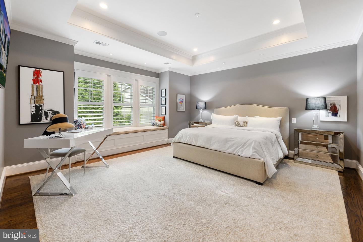 900 PARK ST SE, VIENNA, Virginia 22180, 5 Bedrooms Bedrooms, ,5 BathroomsBathrooms,Residential,For sale,900 PARK ST SE,VAFX2243076 MLS # VAFX2243076