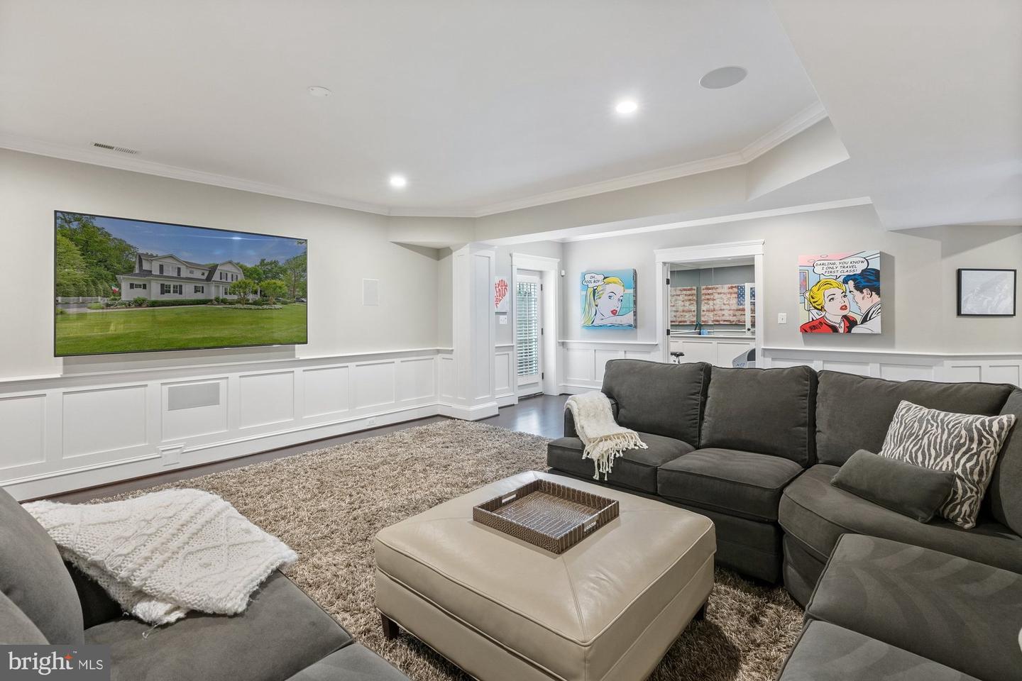 900 PARK ST SE, VIENNA, Virginia 22180, 5 Bedrooms Bedrooms, ,5 BathroomsBathrooms,Residential,For sale,900 PARK ST SE,VAFX2243076 MLS # VAFX2243076