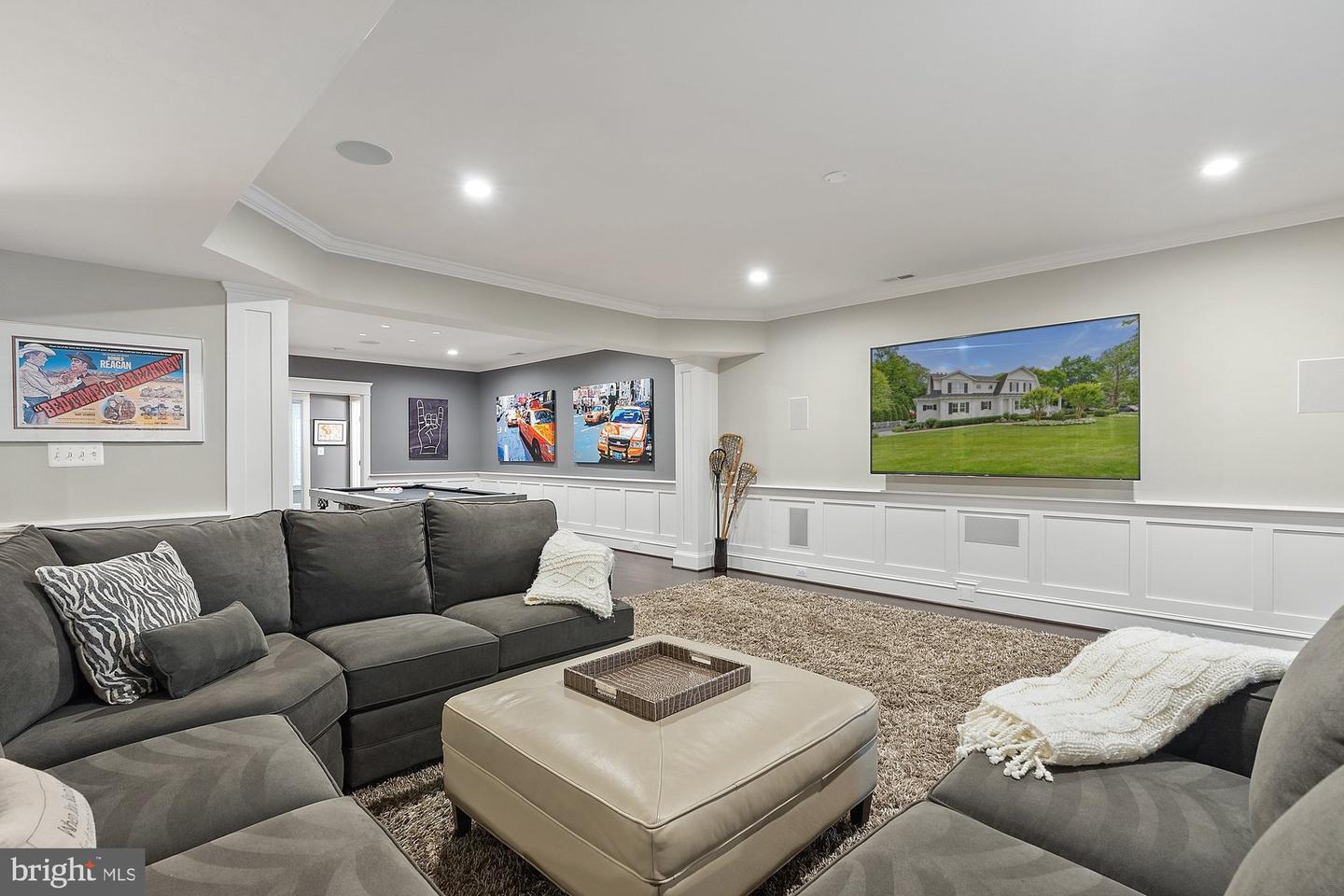 900 PARK ST SE, VIENNA, Virginia 22180, 5 Bedrooms Bedrooms, ,5 BathroomsBathrooms,Residential,For sale,900 PARK ST SE,VAFX2243076 MLS # VAFX2243076