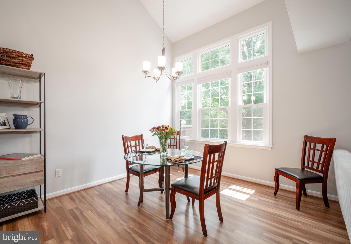 7021 HAYCOCK RD #K, FALLS CHURCH, Virginia 22043, 2 Bedrooms Bedrooms, ,2 BathroomsBathrooms,Residential,For sale,7021 HAYCOCK RD #K,VAFX2243268 MLS # VAFX2243268
