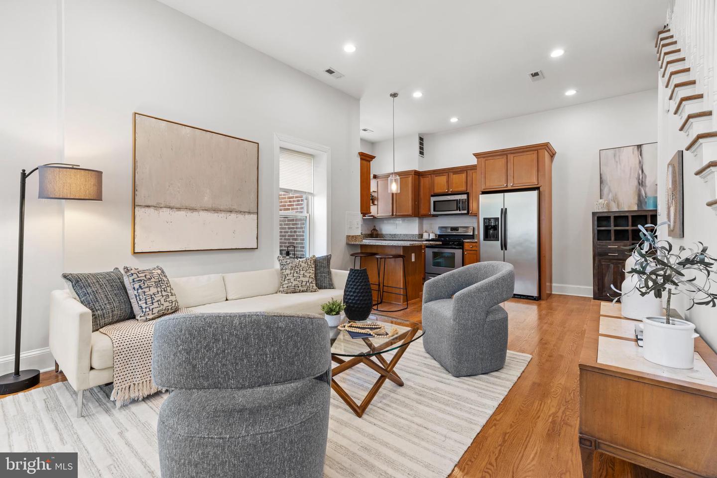 251 8TH ST NE, WASHINGTON, District Of Columbia 20002, 6 Bedrooms Bedrooms, ,6 BathroomsBathrooms,Residential,For sale,251 8TH ST NE,DCDC2202406 MLS # DCDC2202406