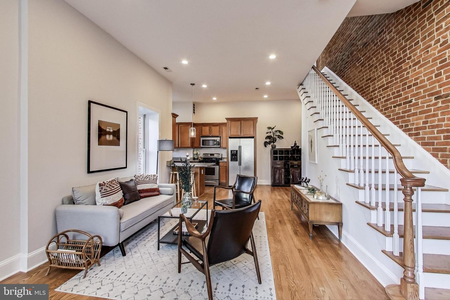 251 8TH ST NE, WASHINGTON, District Of Columbia 20002, 6 Bedrooms Bedrooms, ,6 BathroomsBathrooms,Residential,For sale,251 8TH ST NE,DCDC2202406 MLS # DCDC2202406