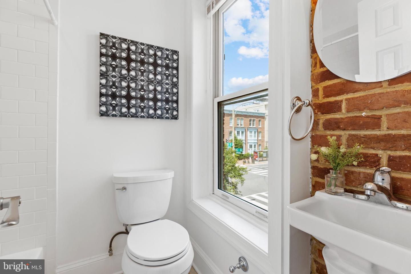 251 8TH ST NE, WASHINGTON, District Of Columbia 20002, 6 Bedrooms Bedrooms, ,6 BathroomsBathrooms,Residential,For sale,251 8TH ST NE,DCDC2202406 MLS # DCDC2202406